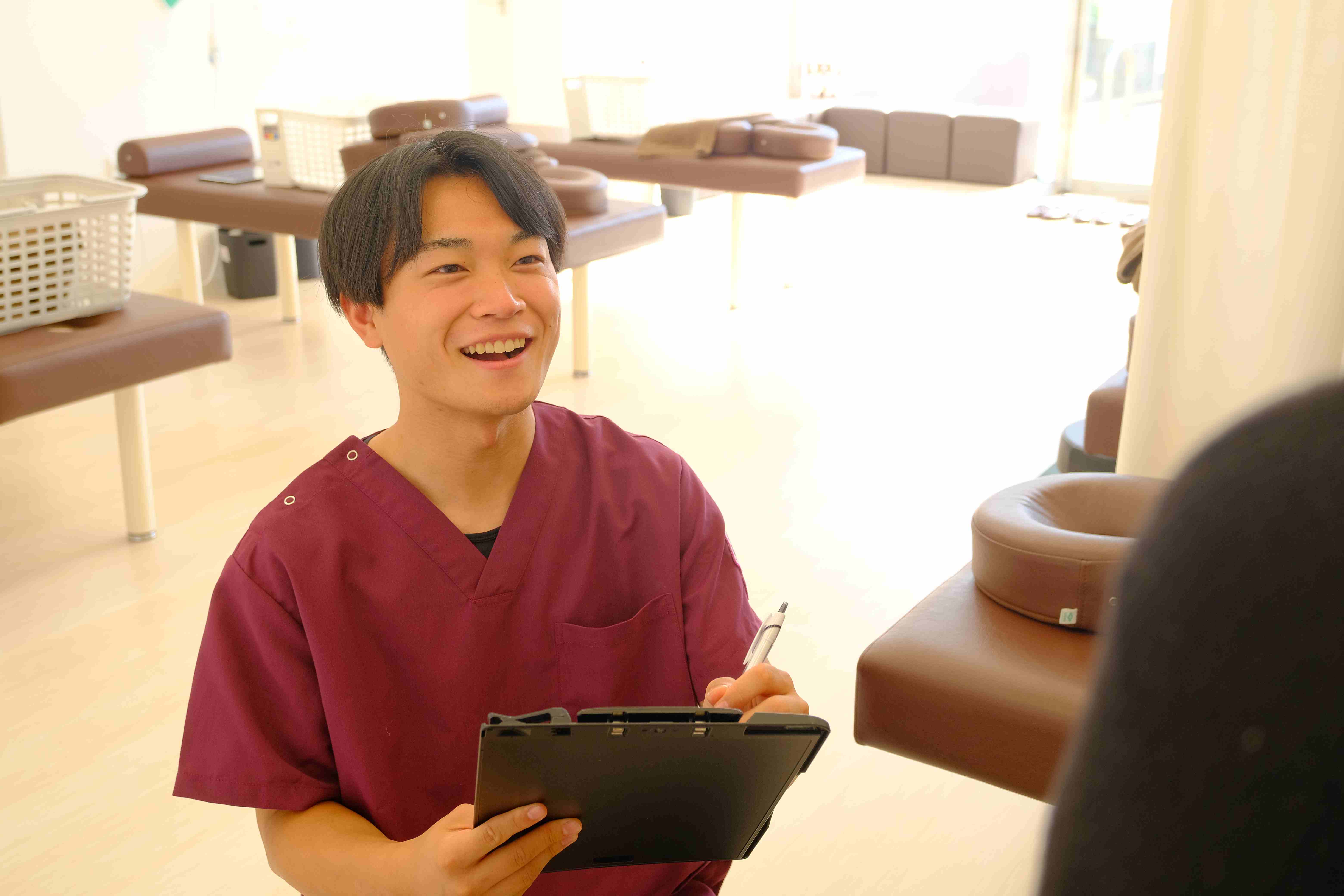 ⑦ 選ばれる理由（首の痛み）施術イメージ